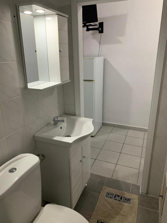 פוליכרונו Mimi'S Apartments מראה חיצוני תמונה